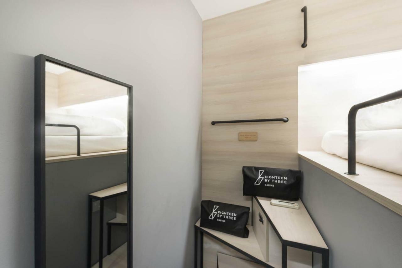 Kapselhotel Eighteen By Three Singapur